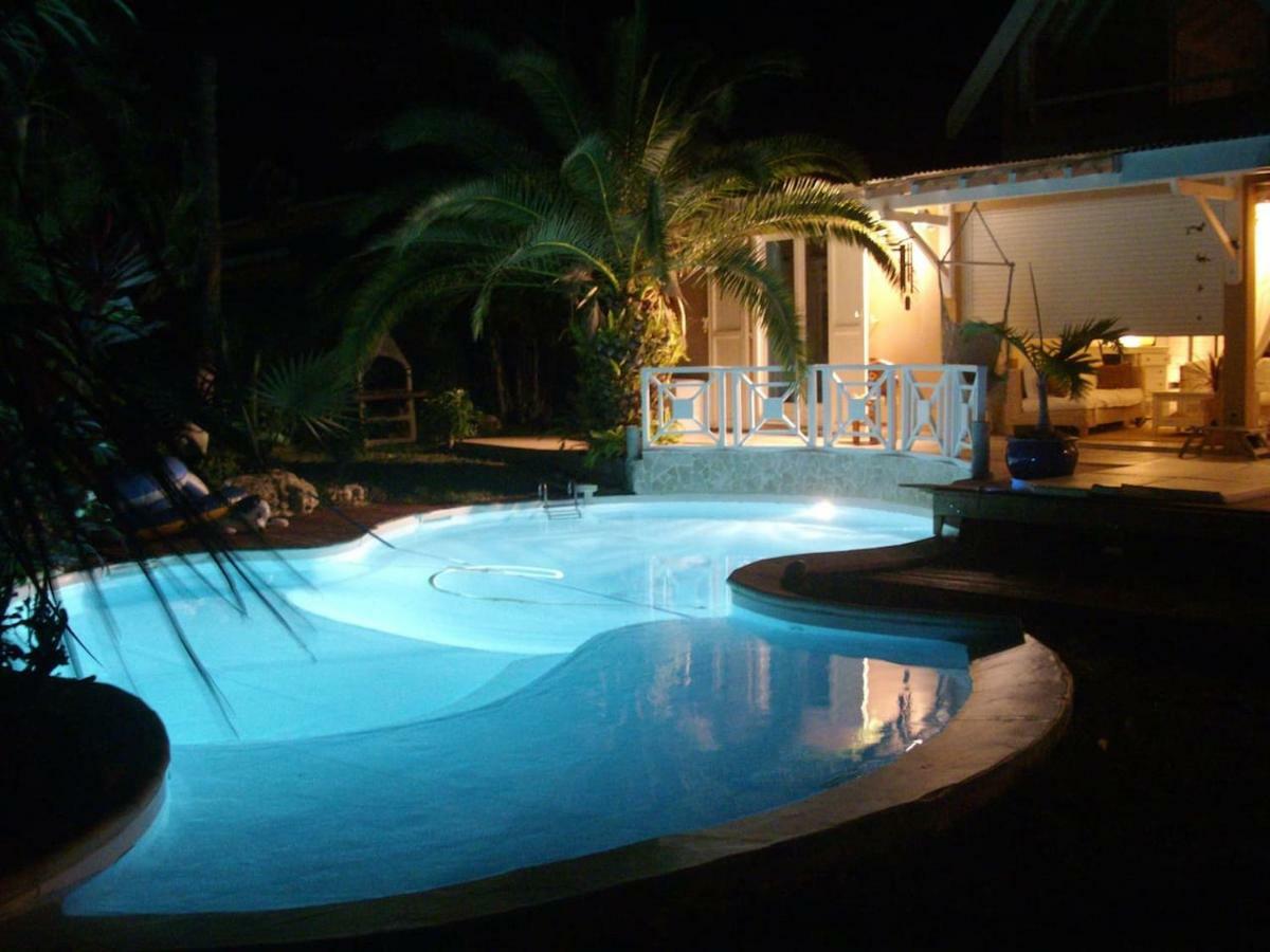 Villa Piscine et Iguanes en bord de mer proche plages marina et golf Saint-Francois  Buitenkant foto